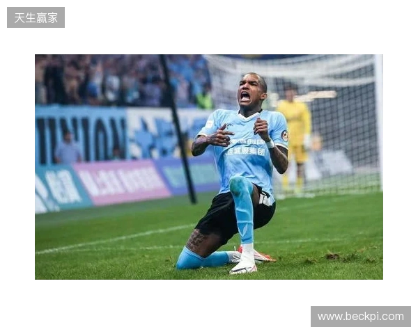 鲁媒:克雷桑对阵大连英博当日主动求战,若恢复顺利可战河南队